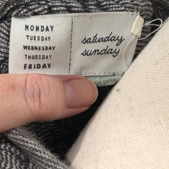 ANTHROPOLOGIE Saturday Sunday Gray Smocked Tank Dress M - Picture 7 of 13